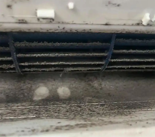 三门峡市空调吹的风有股烧焦味是怎么回事